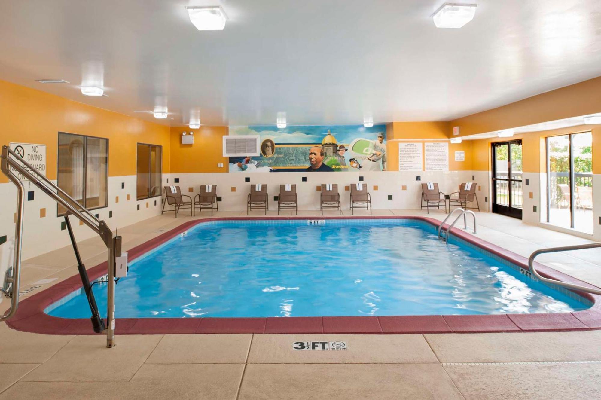 Hotel Larkspur Landing South Bend Extérieur photo