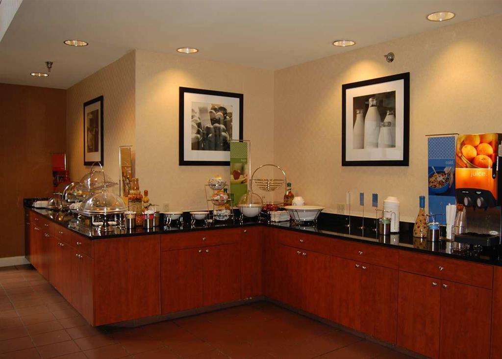 Hotel Larkspur Landing South Bend Restaurant photo